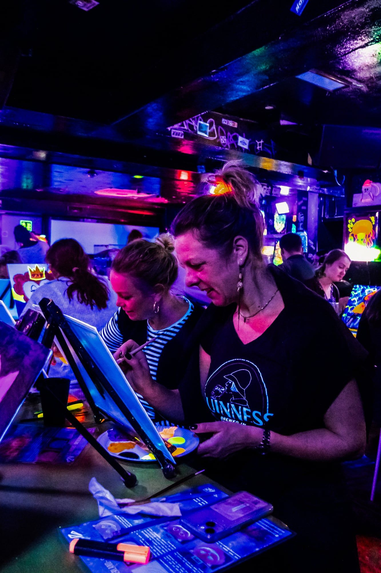 Neon painting 4