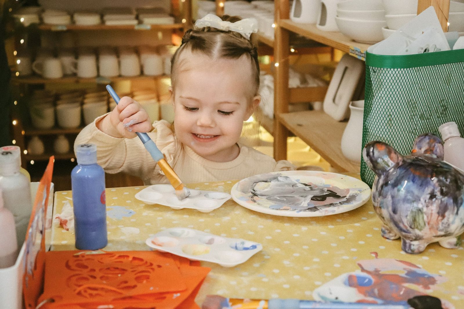 Family pottery painting 1