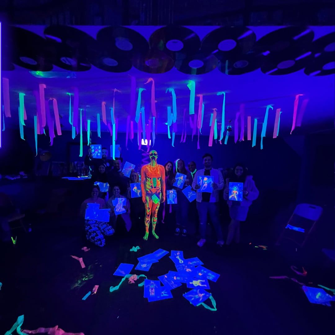 Neon life drawing 4